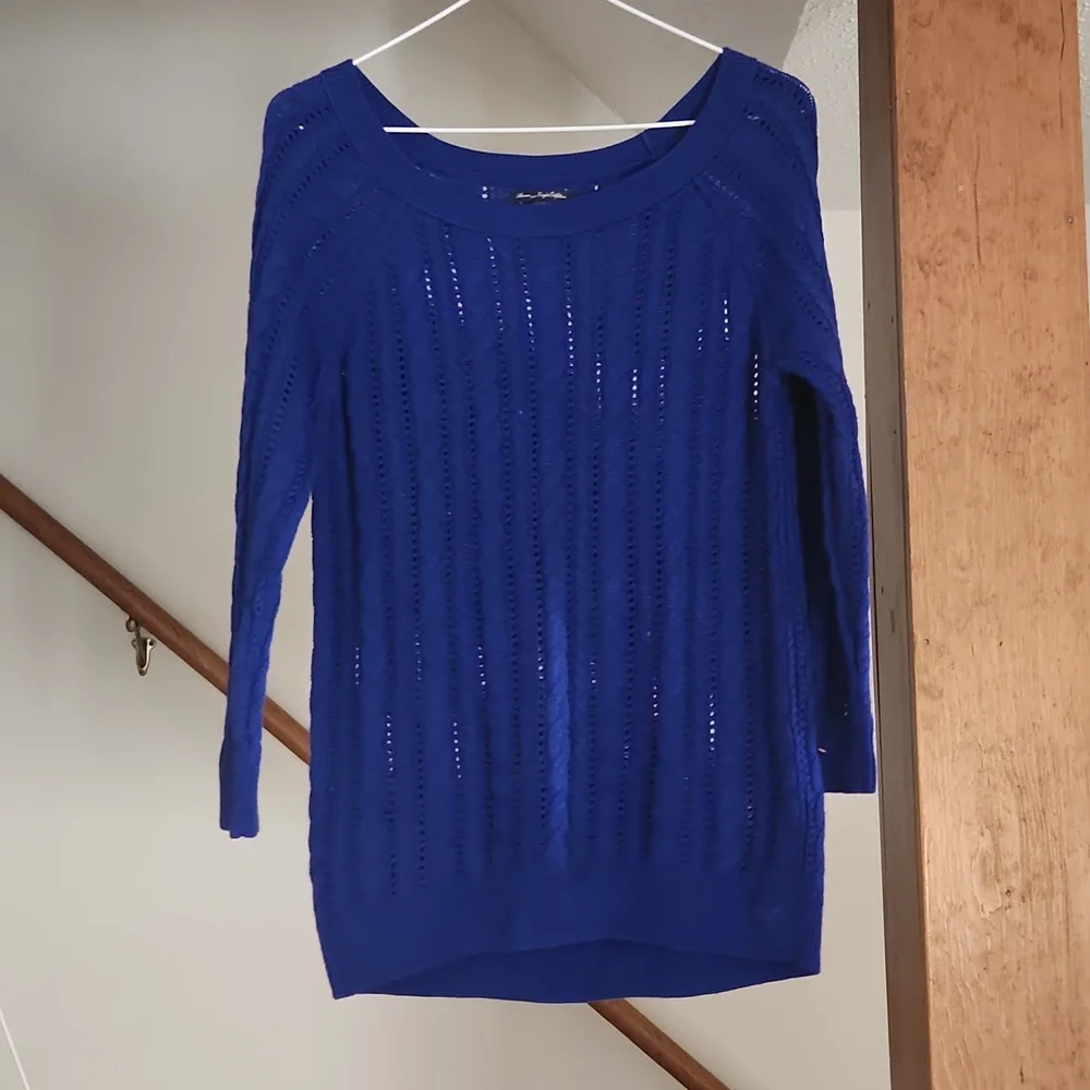 Sweater - Picture 1 of 3